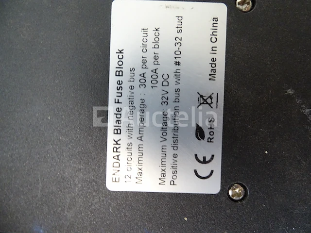 Draagbare wifi-kast, 9 houten of metalen beugels, 10 zekeringkasten - afbeelding 8 van  9