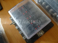 Draagbare wifi-kast, 9 houten of metalen beugels, 10 zekeringkasten - afbeelding 9 van  9