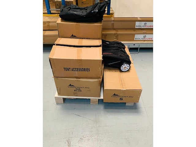 Draagtassen - trolleys - zijwanden voor partytenten - afbeelding 1 van  1