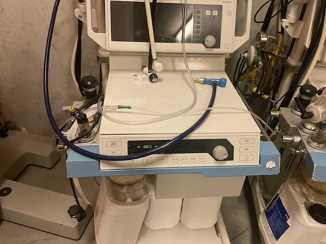Dräger cato m32000 mobiel anesthesie-werkstation - afbeelding 4 van  5
