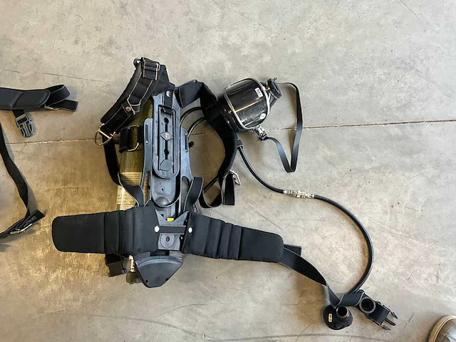Dräger partij perslucht apparatuur - afbeelding 4 van  4