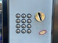 Drankautomaat vending machine - afbeelding 3 van  5