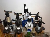 Drankendispenser, bevestigd aan de muur - afbeelding 2 van  2