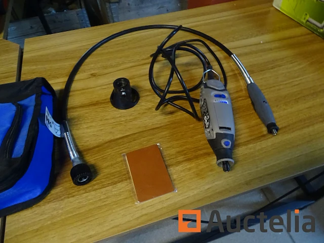 Dremel 3000 multifunctioneel gereedschap in de hoes - afbeelding 2 van  4