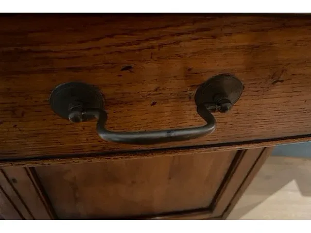 Dressoir engelse gotiek - afbeelding 3 van  9
