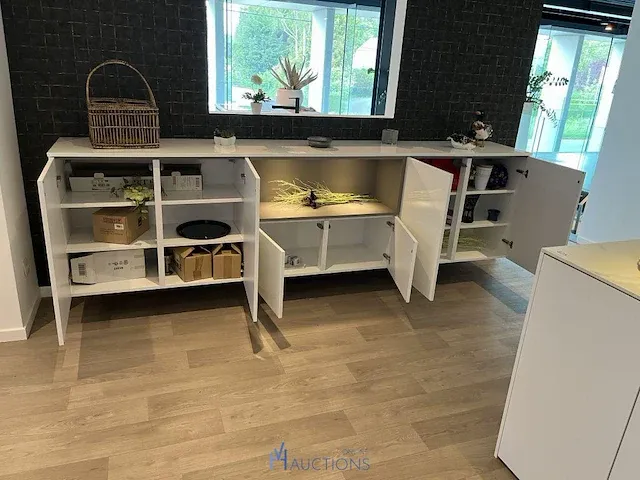 Dressoir met verlichting - afbeelding 3 van  3