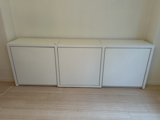 Dressoirkast 3-delig - afbeelding 2 van  3