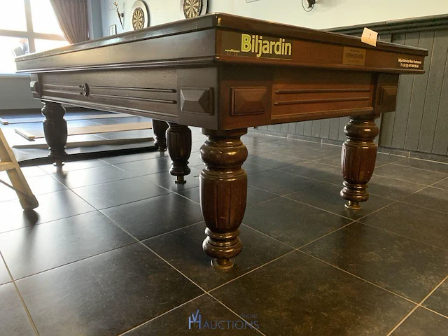 Drieband tafel - afbeelding 14 van  15