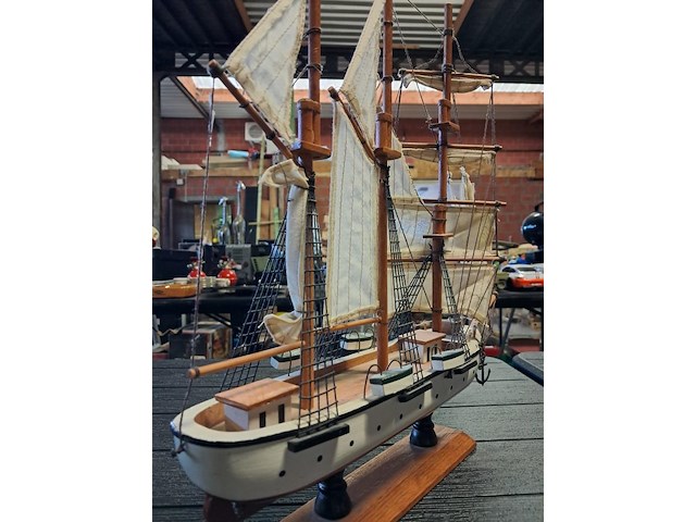 Driemaster zeilboot - afbeelding 5 van  6