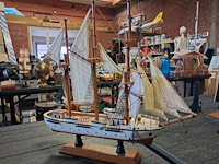 Driemaster zeilboot - afbeelding 6 van  6