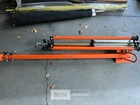 Driepikkel - steun merk holmatro - afbeelding 2 van  2