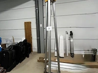 Driepoot voor besloten ruimtes - afbeelding 1 van  5