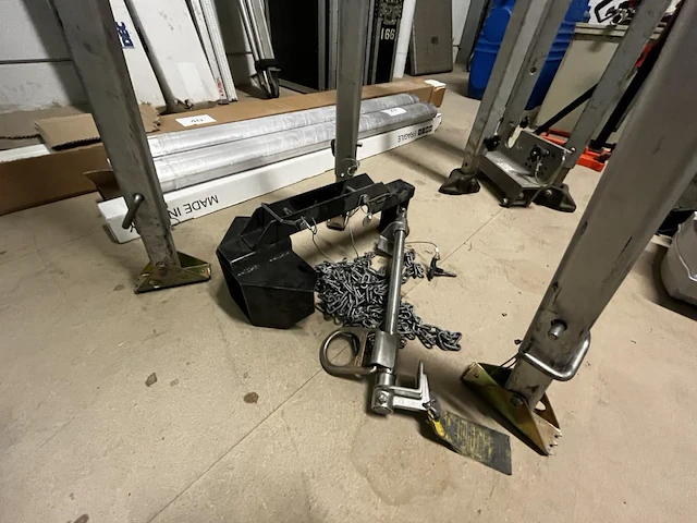 Driepoot voor besloten ruimtes - afbeelding 3 van  5