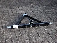 Driepuntsbok met kogel nieuw - afbeelding 1 van  1
