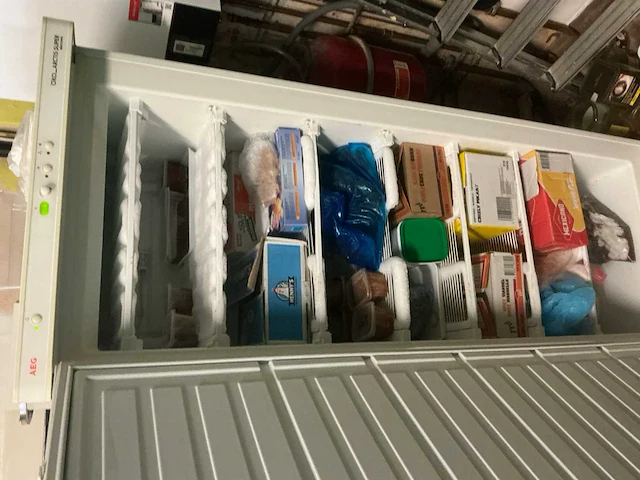 Driepvries en opbergfrigo - afbeelding 10 van  12