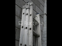 Drievoudig element massieve ladder - afbeelding 1 van  7