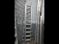 Drievoudig element massieve ladder - afbeelding 3 van  7