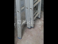 Drievoudig element massieve ladder - afbeelding 7 van  7