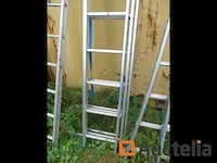 Drievoudige aluminium ladder 3x9 treden - afbeelding 3 van  6