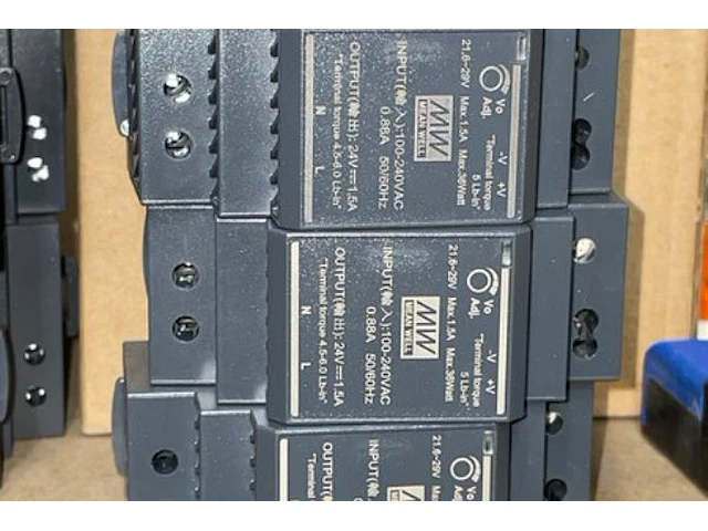 Drivers, power supply - afbeelding 7 van  11