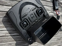 Drone husban - afbeelding 4 van  5