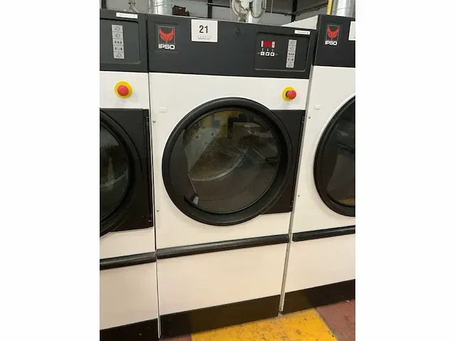 Droogkast ipso type model bu025nr3m2g2w01 - afbeelding 1 van  11