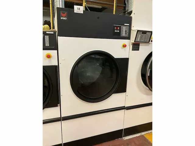 Droogkast ipso type model bu075nr3m2g2w02 - afbeelding 1 van  9