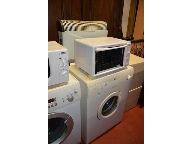 Droogkast zanussi, elektrische verwarming profile, oven moulinex - afbeelding 5 van  10