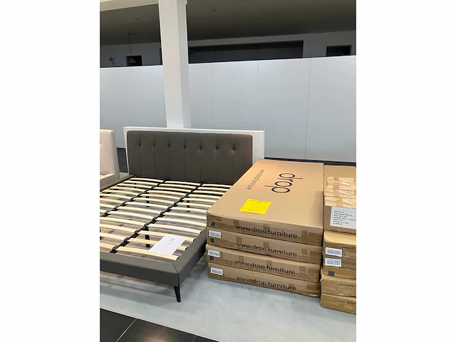 Drop - ella - bed ella- 180 x 200 - grijs - bedden (5x) - afbeelding 8 van  8