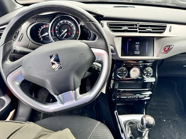 Ds3 so chic puretech 130 st/st - afbeelding 23 van  24
