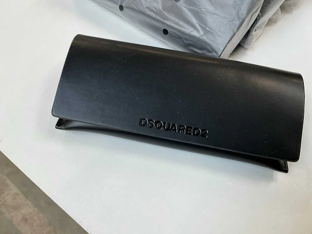 Dsquared2 zonnebril (12x) - afbeelding 3 van  11