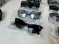 Dsquared2 zonnebril (12x) - afbeelding 4 van  11