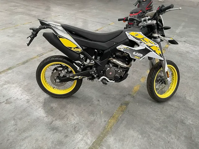 Dsr sm 125 "white/black/yellow" - afbeelding 3 van  8