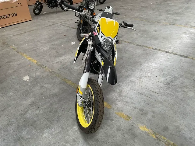Dsr sm 125 "white/black/yellow" - afbeelding 4 van  8