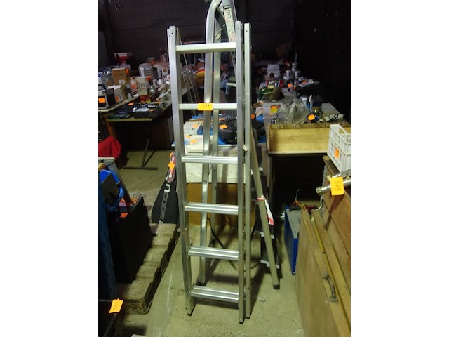 Dubbel trapladder 2 x 6 treden - afbeelding 2 van  2