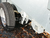 Dubbelassige aanhangwagen dragende machine met laadklep ifor williams 2hb (vin:sckd00000n0805155) - afbeelding 8 van  22