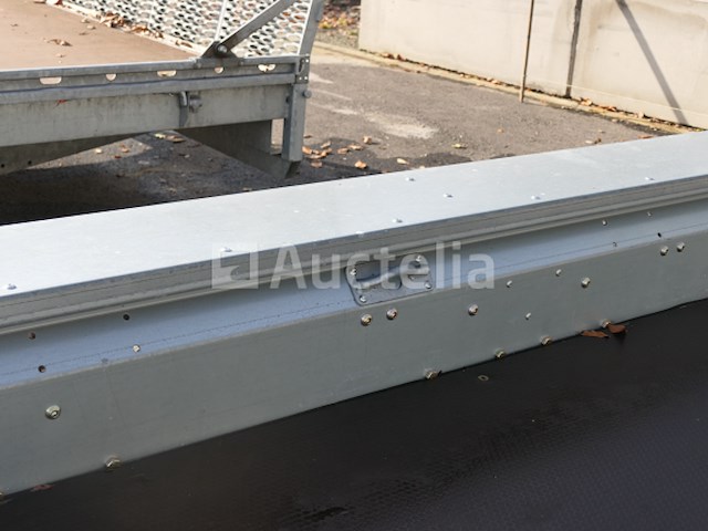 Dubbelassige aanhangwagen dragende machine met laadklep ifor williams 2hb (vin:sckd00000n0805155) - afbeelding 13 van  22