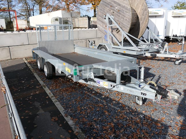 Dubbelassige aanhangwagen dragende machine met laadklep ifor williams 2hb (vin:sckd00000n0805155) - afbeelding 12 van  22