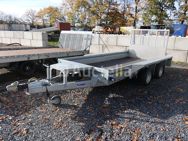 Dubbelassige aanhangwagen dragende machine met laadklep ifor williams 2hb (vin:sckd00000n0805155) - afbeelding 18 van  22