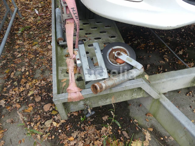 Dubbelassige dieplader (op straat in beslag genomen) markering onleesbaar - afbeelding 6 van  20