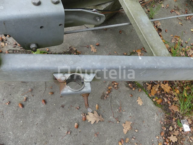 Dubbelassige dieplader (op straat in beslag genomen) markering onleesbaar - afbeelding 1 van  20