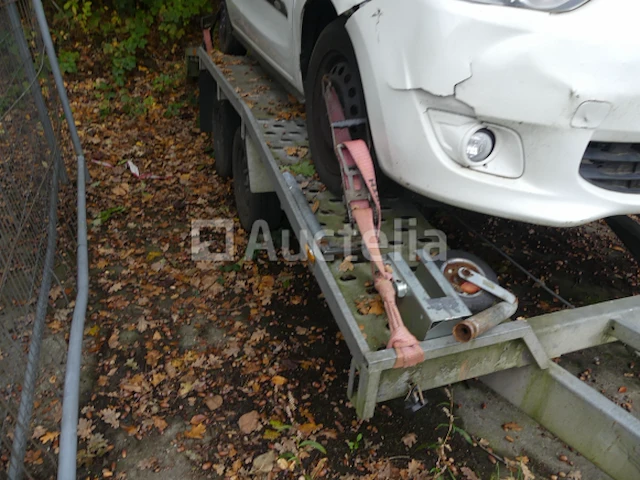 Dubbelassige dieplader (op straat in beslag genomen) markering onleesbaar - afbeelding 19 van  20