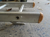 Dubbele alu trapladder + alu ladder - afbeelding 4 van  4