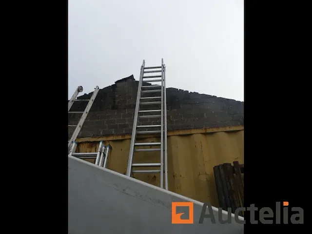 Dubbele aluminium ladder 2x16 treden - afbeelding 3 van  8
