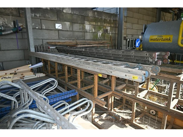 Dubbele aluminium ladder - afbeelding 3 van  4