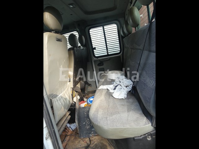 Dubbele cabine bestelwagen met drievoudig platform renault mascott 160 (2006-148.619 km) - afbeelding 12 van  21