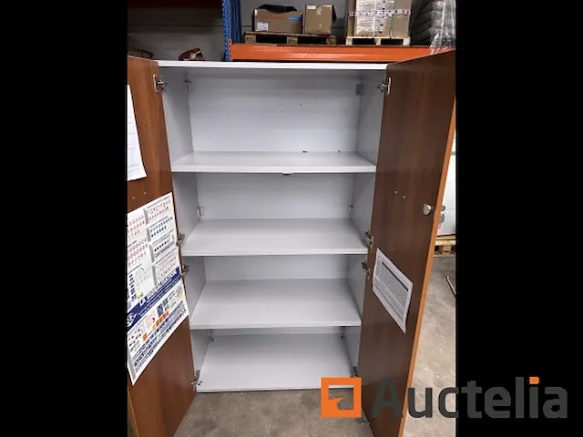 Dubbele deur houten kledingkast - afbeelding 4 van  4