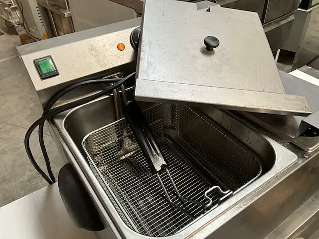 Dubbele friteuse + rvs opbergmeubel - afbeelding 6 van  12