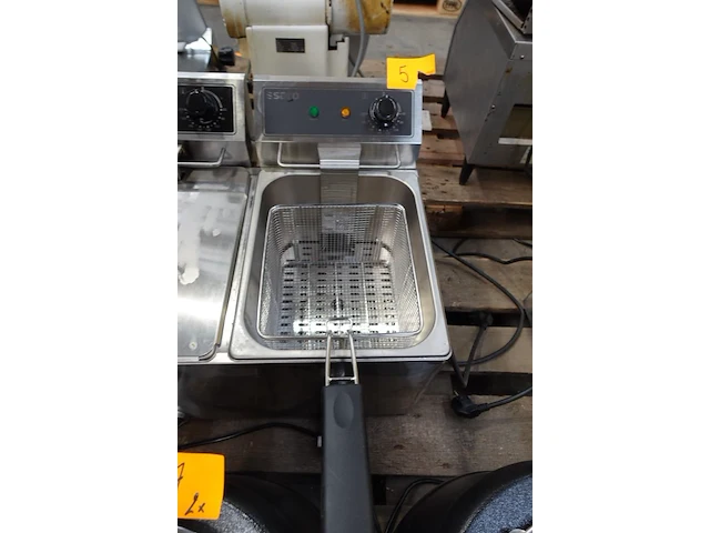 Dubbele inox friteuse saro - afbeelding 3 van  6
