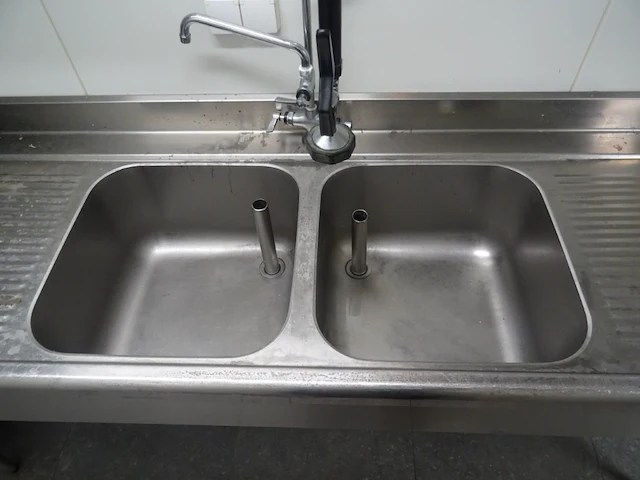 Dubbele inox spoelbak - afbeelding 2 van  4